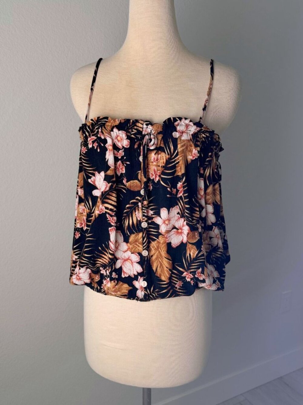 Rip Curl  Tropical Floral Button Front - Womans XL